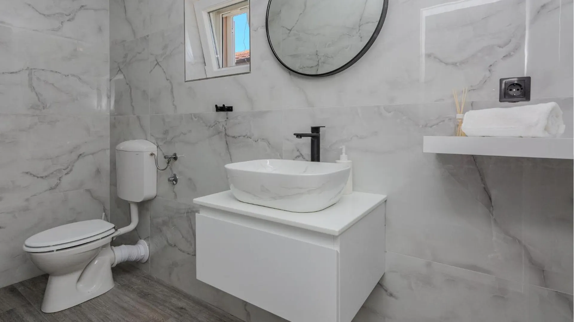 بيت للعطل Villa Family Oasis نين