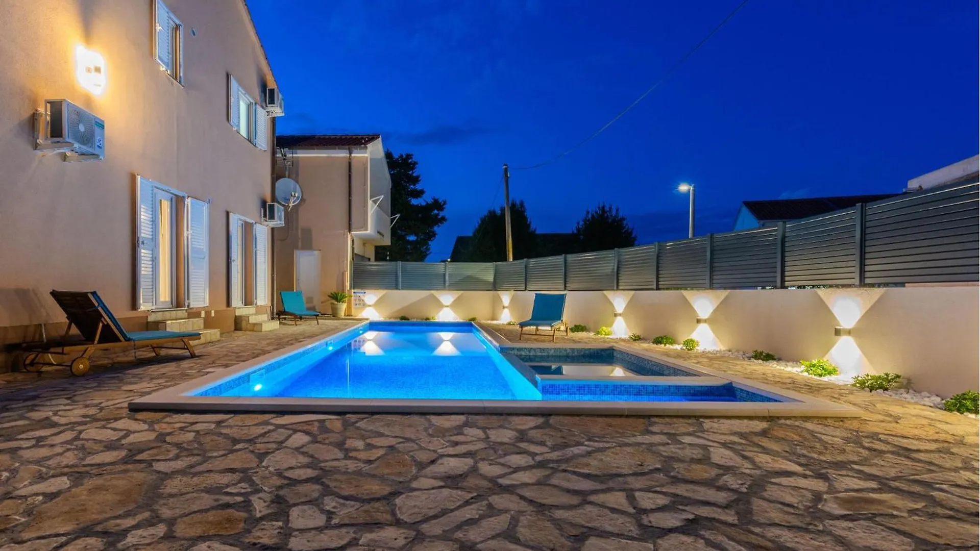 Villa Family Oasis نين بيت للعطل
